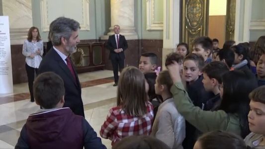 Vídeo: Los alumnos del colegio público CEIP ‘Barcelona’, primeros visitantes de las Jornadas de Puertas Abiertas del Tribunal Supremo