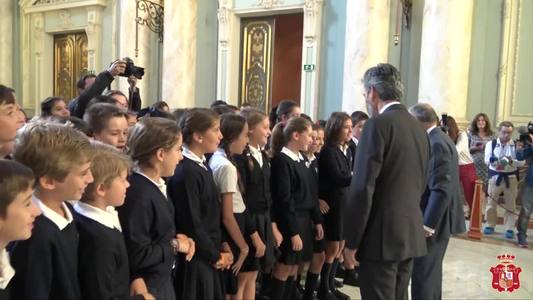 Vídeo: El presidente del Tribunal Supremo y del CGPJ recibe a los primeros visitantes de las Jornadas de Puertas Abiertas
