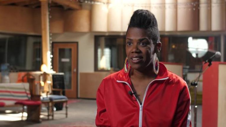 Singer—Career Q&A: Professional Advice and Insight