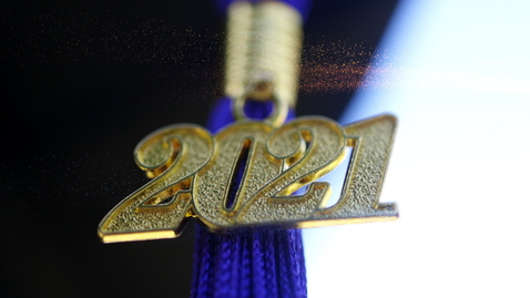 Thumbnail for graduation-ambient-2021.mov