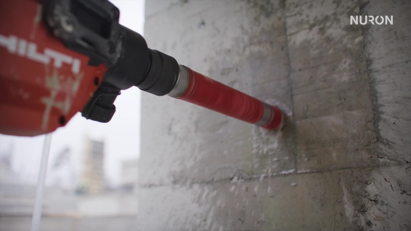 Acest videoclip de prezentare a DD 150-U-22 evidențiază caracteristicile și beneficiile primei mașini de carotare diamantată de la Hilti, pe platforma de acumulatori Nuron. Această versiune are un final standard și este destinată HOL.