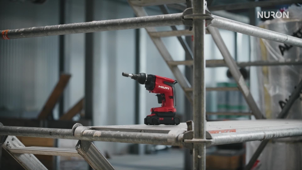 This ST 2000-22 showcase video shows the features and benefits of Hilti&#39;s cordless metal screw driver on the the Nuron battery platform, for HOL
