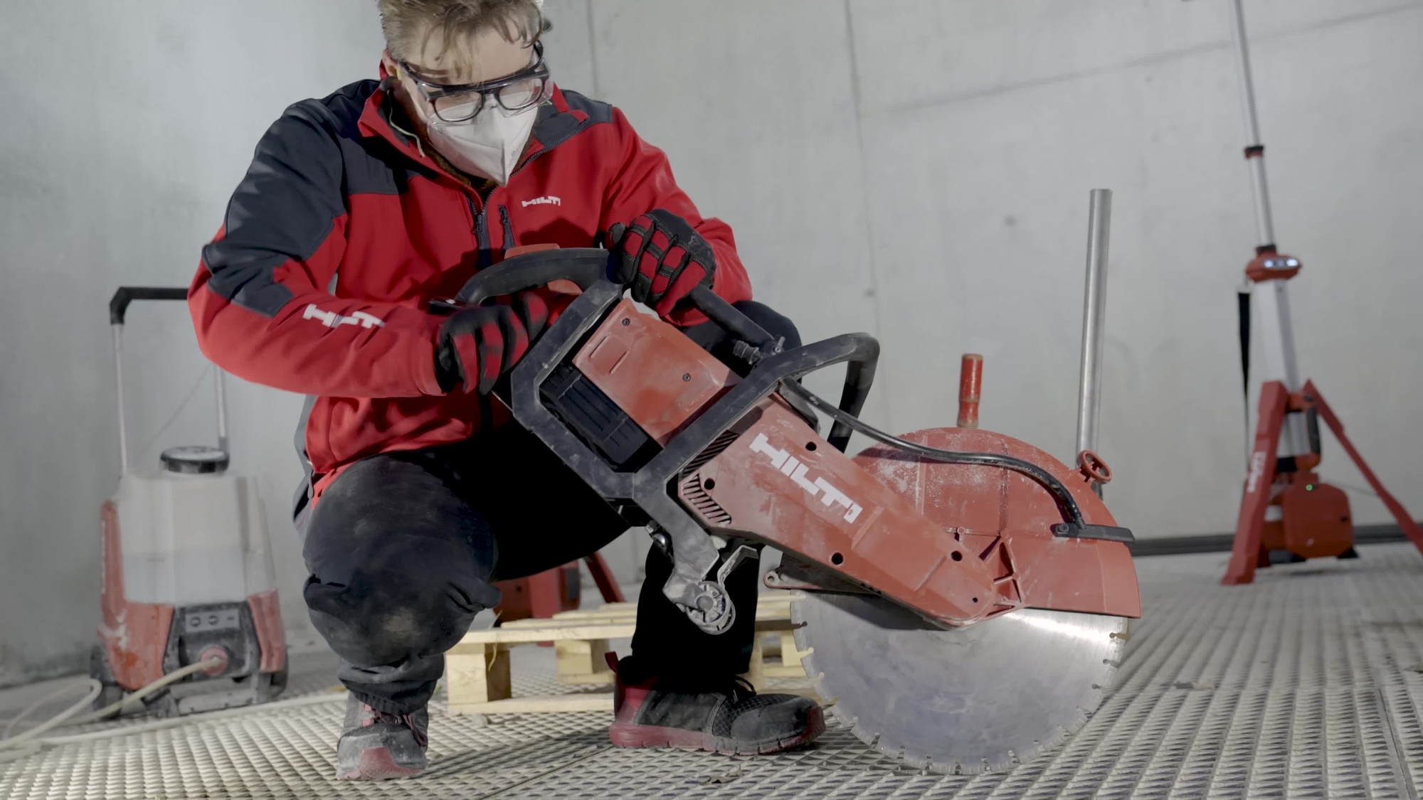 DSH 900-22 Digital Demo video concept 3 in horizontal aspect ratio without text or voiceover