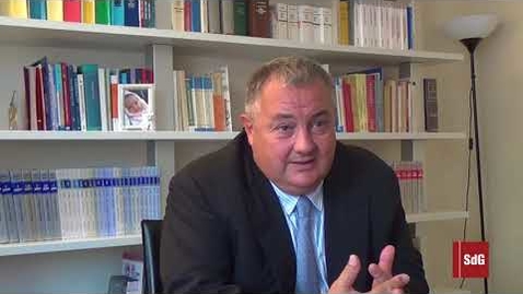 Thumbnail for L'evoluzione della professione legale - Intervista con Umberto Santi