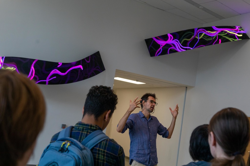 Madrid artist creates, installs artwork for Moss Arts Center lobby