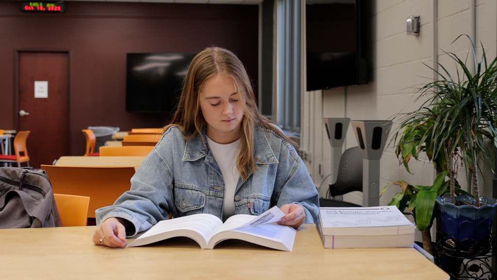 Open textbooks make college more affordable for Virginia Tech students
