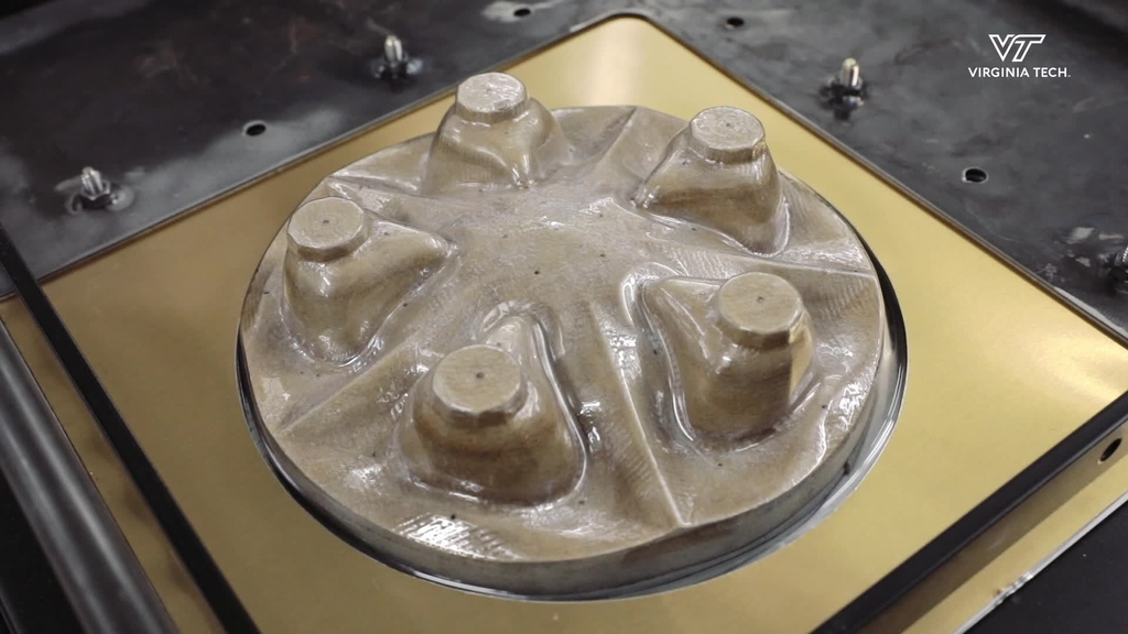 Virginia Tech engineering students design novel respirator
