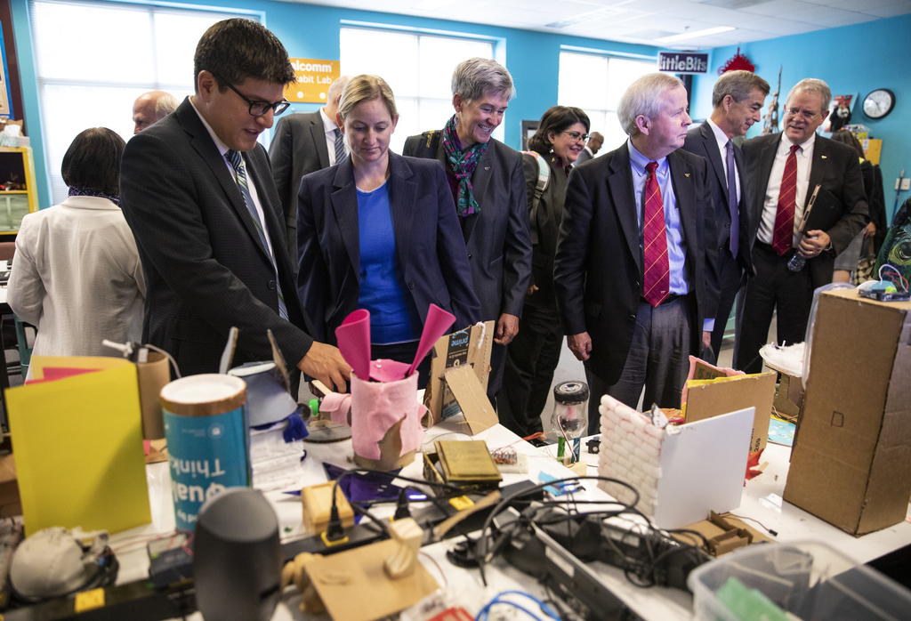 Board of Visitors tour Virginia Tech campuses in Northern Virginia