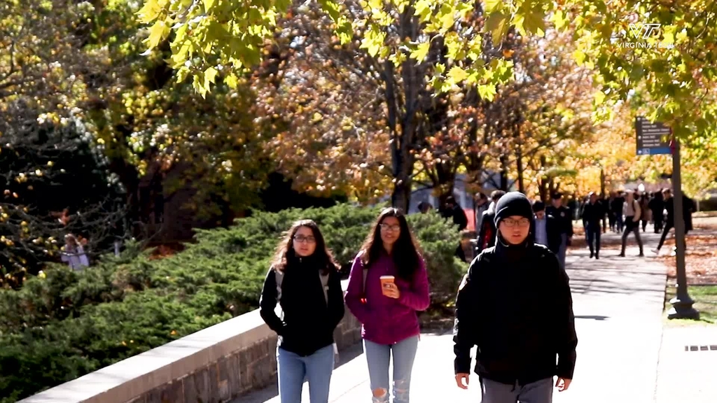 Students enjoy a Fall day on campus