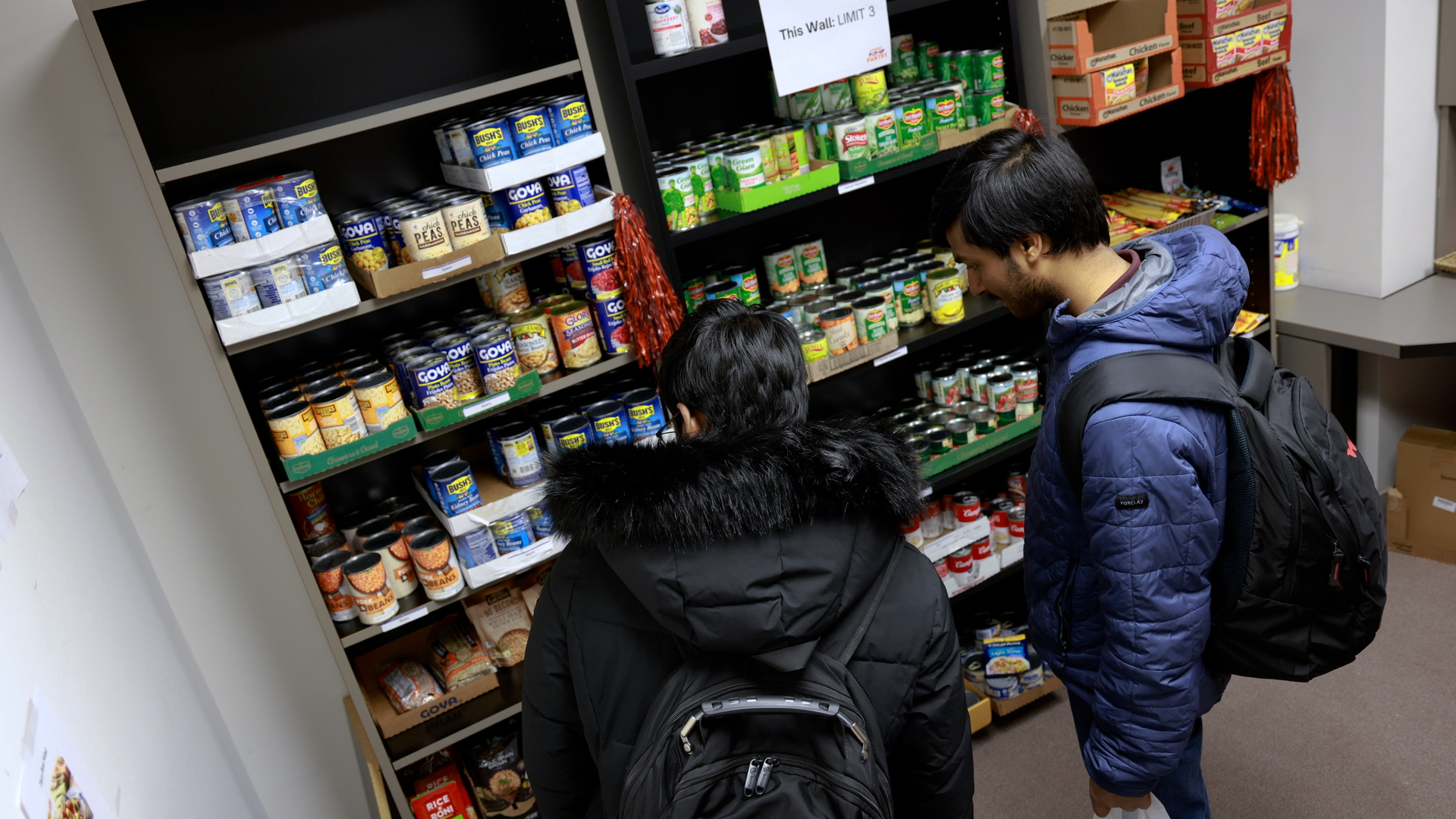 Popup pantry helps students in Northern Virginia Virginia Tech News