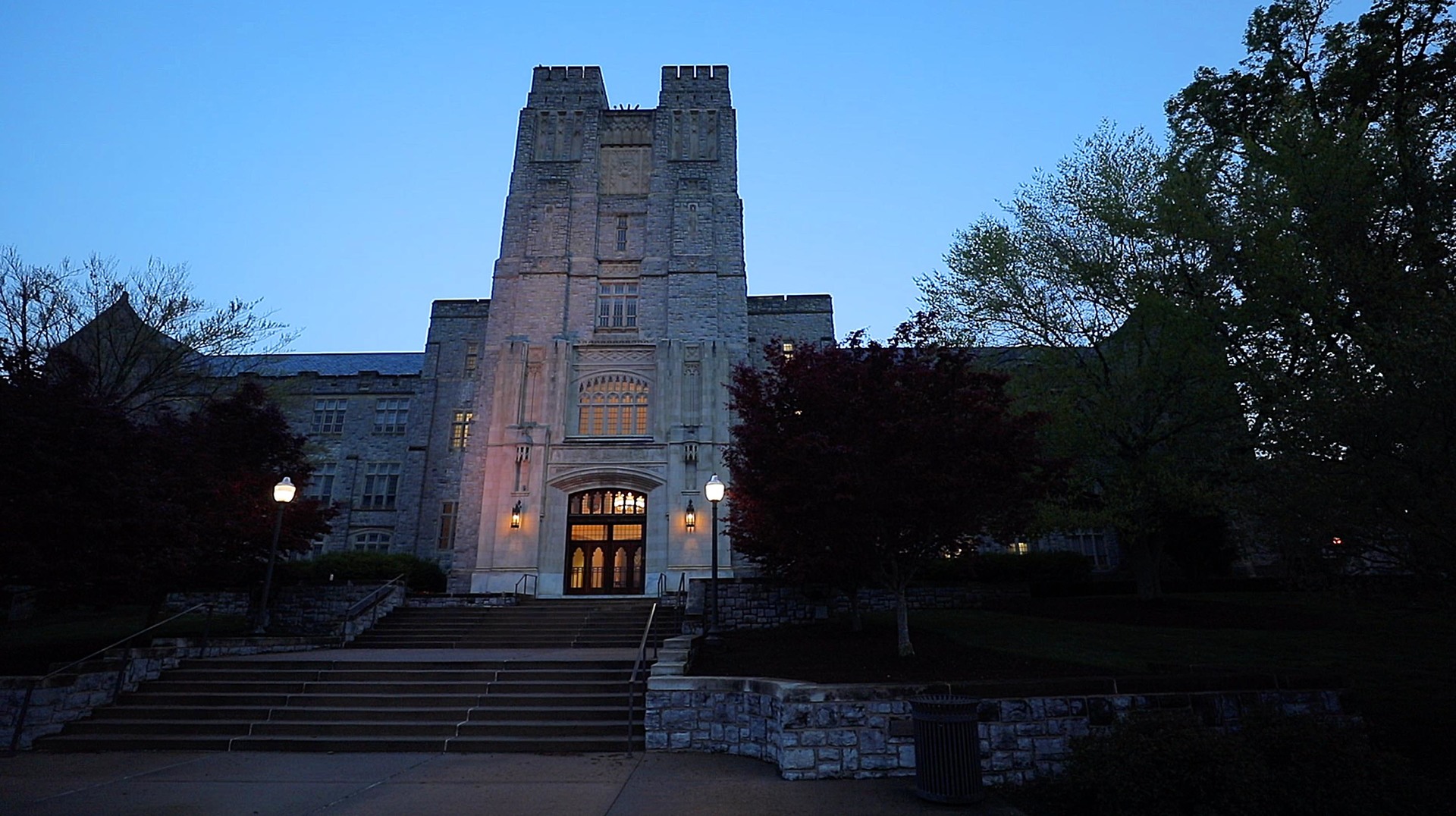 Chimes of support for health care workers Virginia Tech News