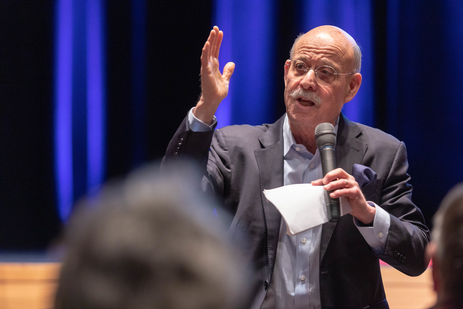 Economic and social theorist Jeremy Rifkin speaks to crowd at Moss Arts ...