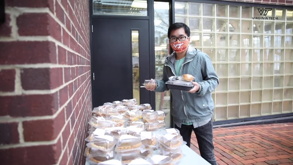 Thanksgiving meals to-go in Northern Virginia