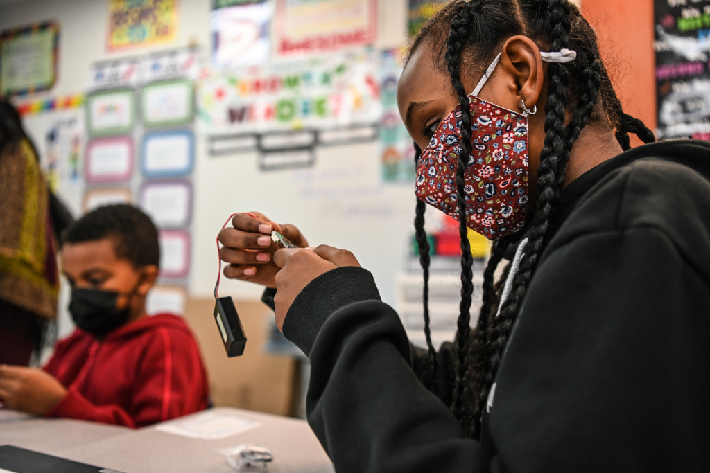 Virginia Tech launches pilot program to support STEM for Alexandria 5th graders