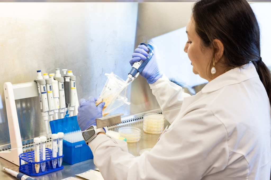 Researching seafood shelf life with industry partners