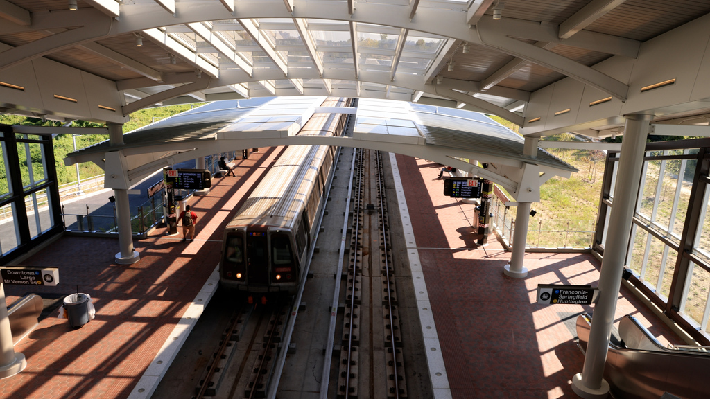 Metro U-Pass program now available for Virginia Tech students in the Washington, D.C., metro area