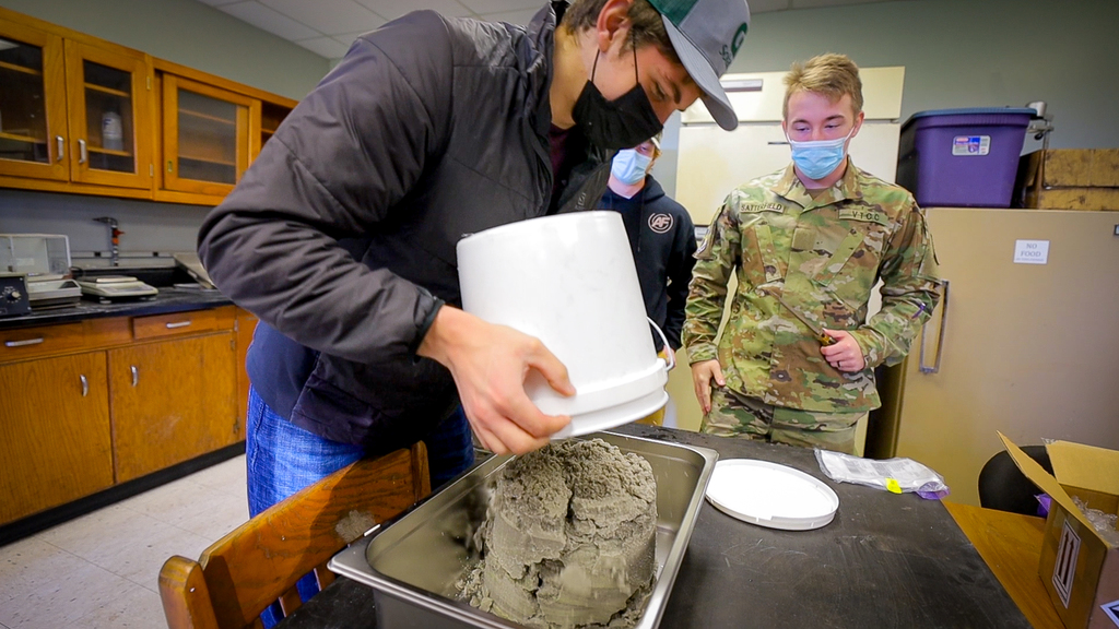 Efforts to reduce our carbon footprint begin in mining and minerals lab