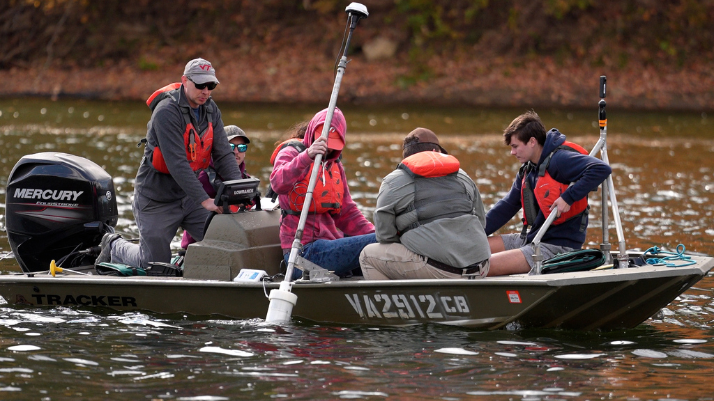 Field methods in hydrology offers hands-on education for Biological Systems Engineering students