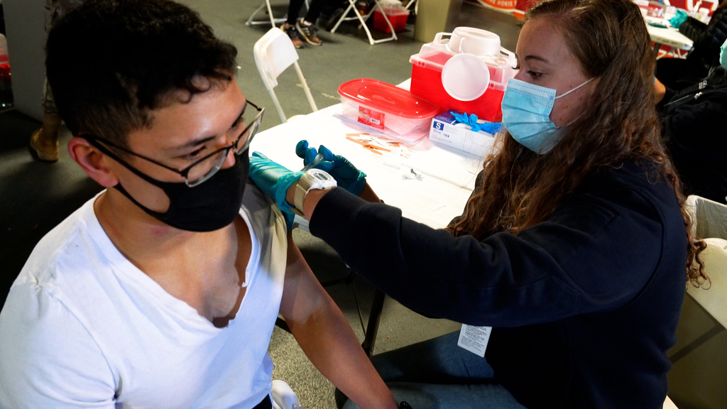 Thousands of students head to Lane Stadium for COVID-19 vaccination clinic