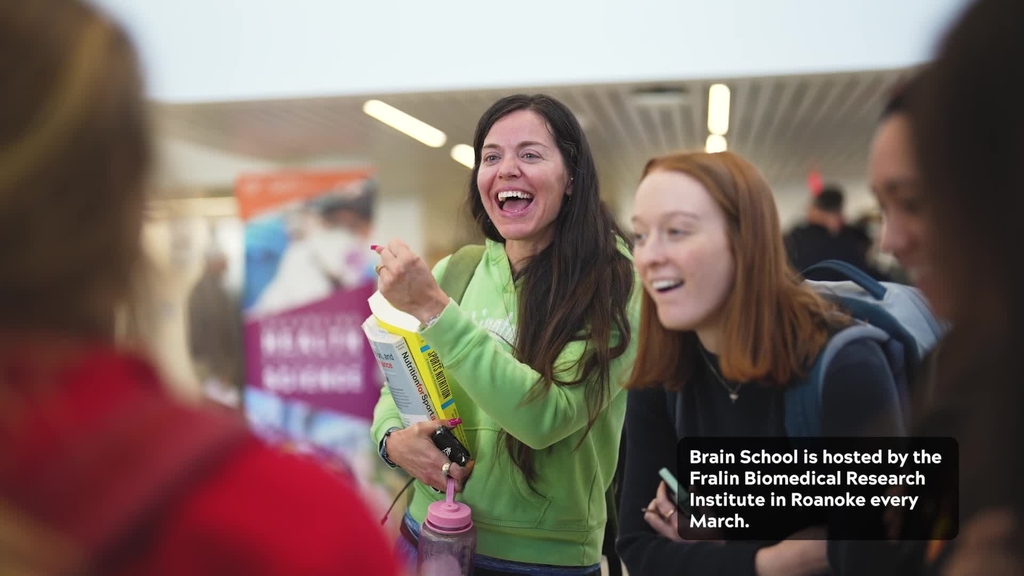 Community tunes in to learn about ‘The Craving Brain: Food and Drugs’ during Brain School