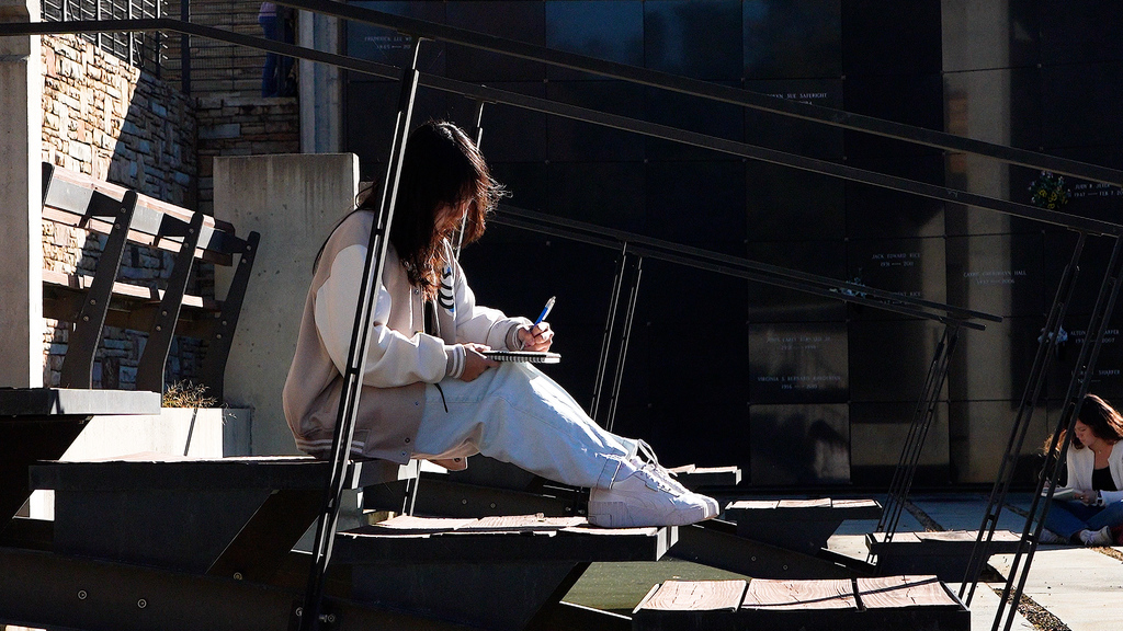 Students document architecture through sketching