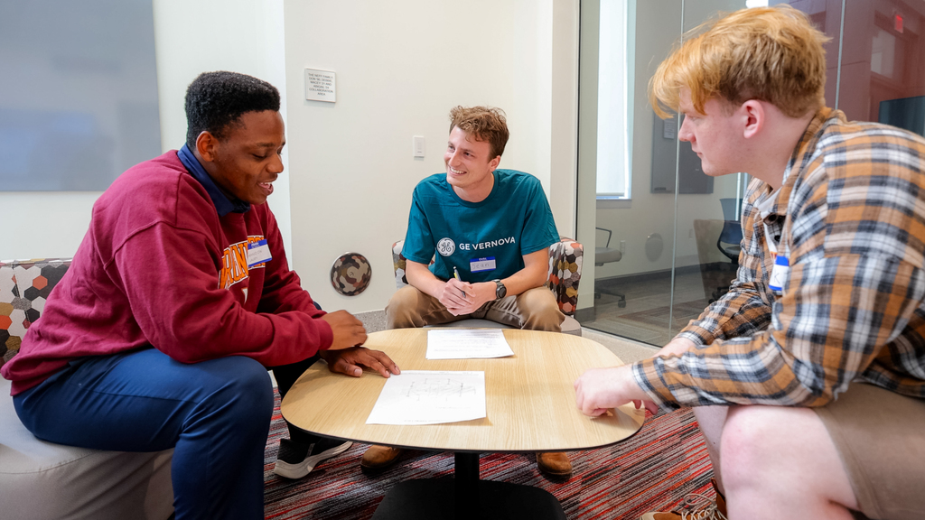Summer program sets up incoming engineering students for success