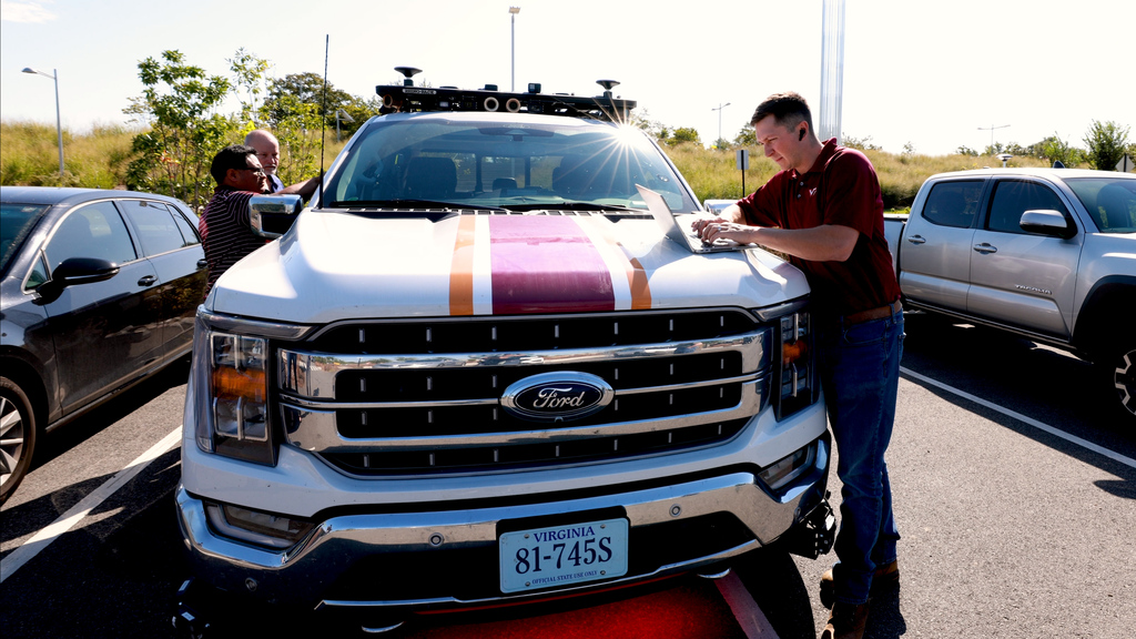 VTTI demonstrates Level 4 autonomous vehicle in Northern Virginia