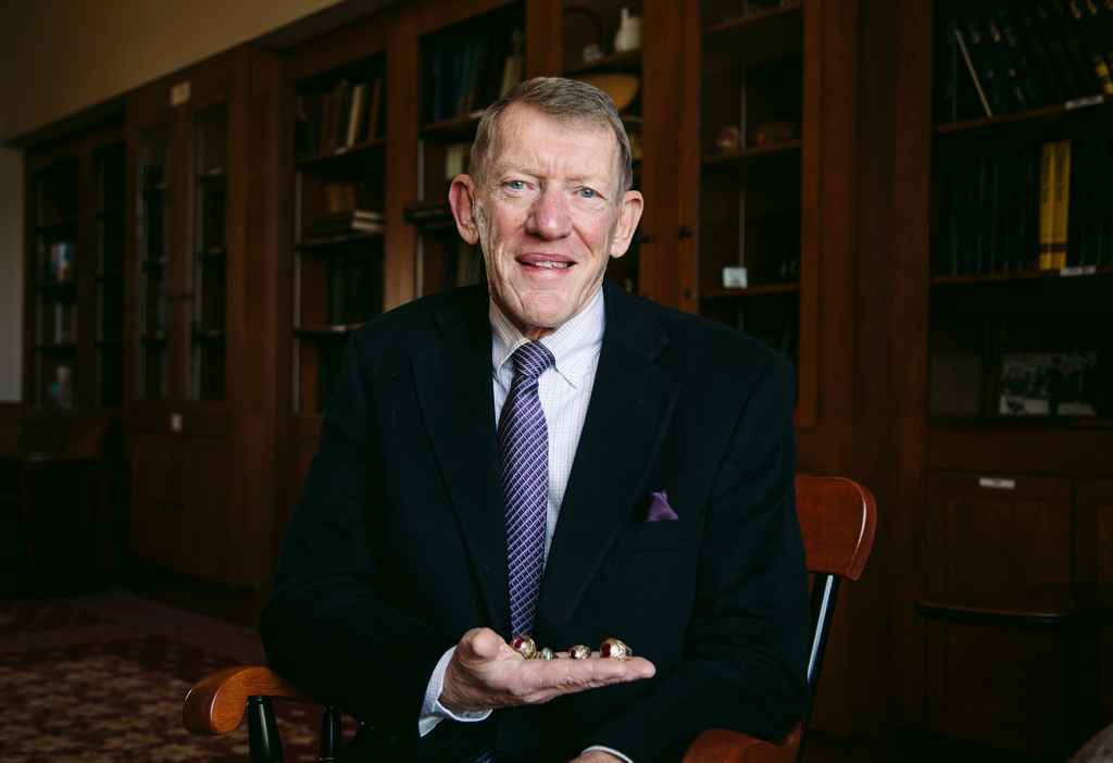 Alumnus donates class rings for Hokie Gold ring melt