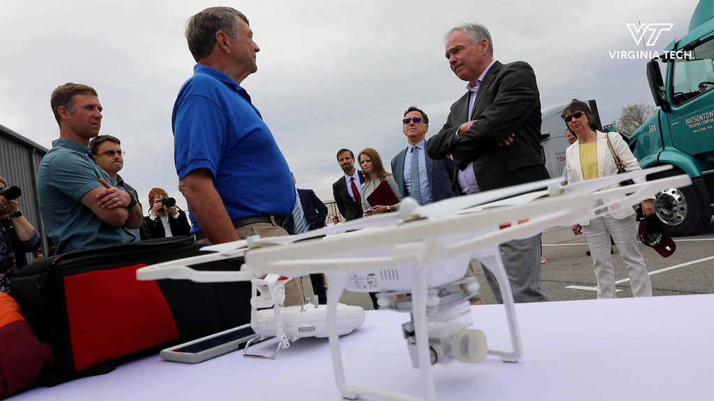 Senator Tim Kaine Tours Virginia Tech Transportation Institute