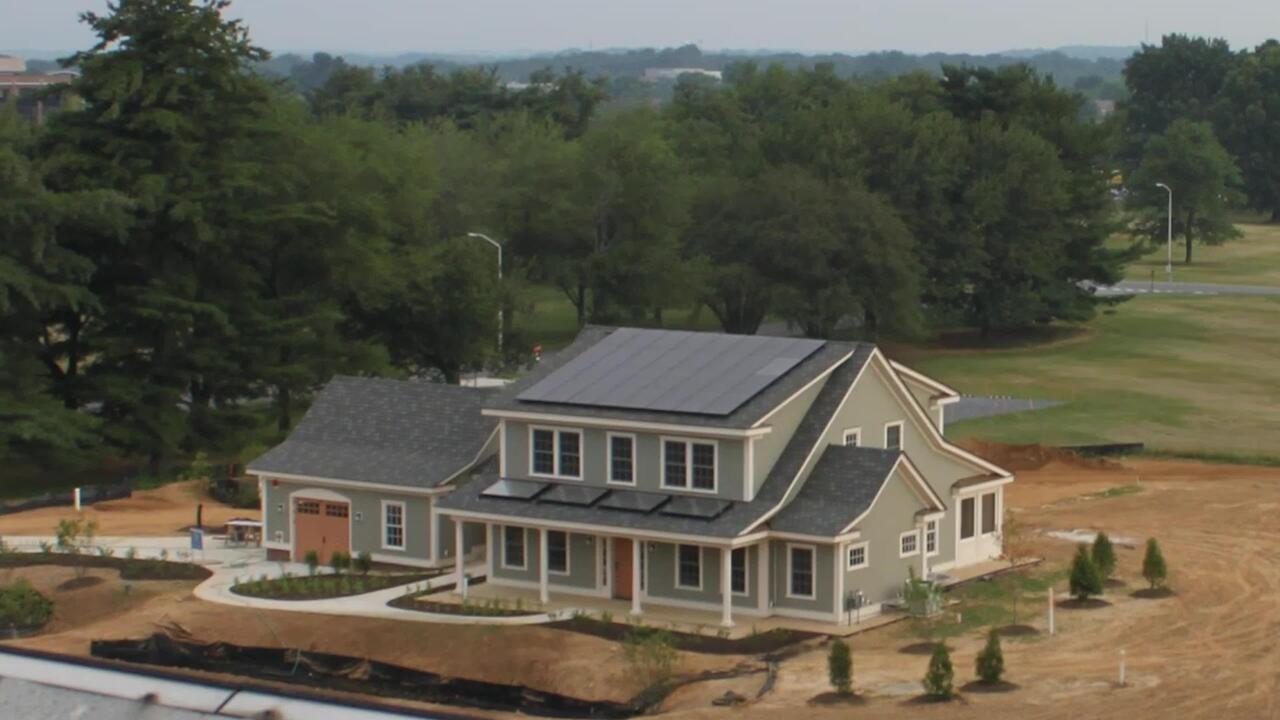 Net-Zero House Construction Timelapse