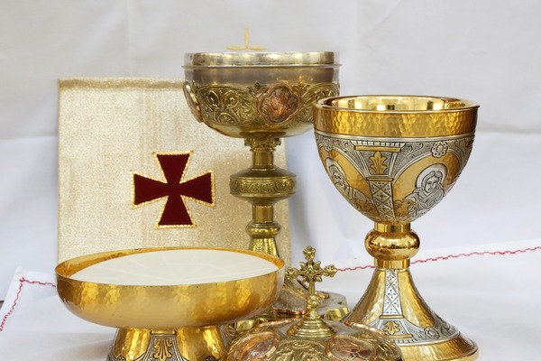 The Solemnity of The Most Holy Body and Blood of Christ episode artwork